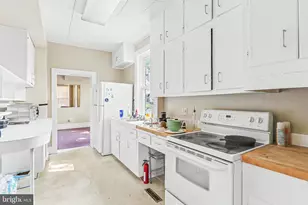 2601 Market St, Camp Hill, PA 17011 - Photo 4