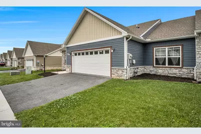 128 Cardinal Drive, Shippensburg, PA 17257 - Photo 2