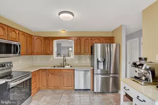 4194 Nantucket Dr, Mechanicsburg, PA 17050 - Photo 8