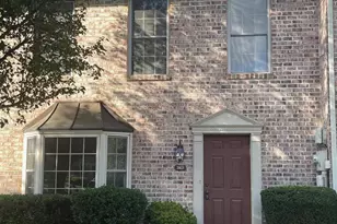 363 Stonehedge Ln, Mechanicsburg, PA 17055 - Photo 2