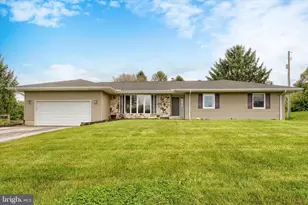 2266 Pine Rd, Newville, PA 17241 - Photo 2