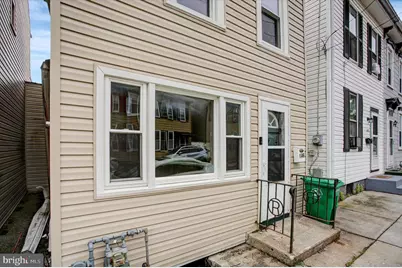 146 E Penn Street, Carlisle, PA 17013 - Photo 2
