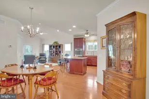 112 James Madison Dr, Mechanicsburg, PA 17050 - Photo 6