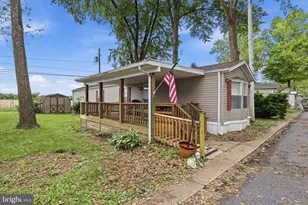 409 Venice Ave, Carlisle, PA 17015 - Photo 1