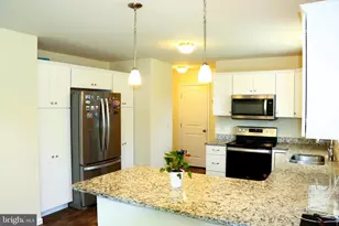 83 Bennington Wy, Carlisle, PA 17013 - Photo 4