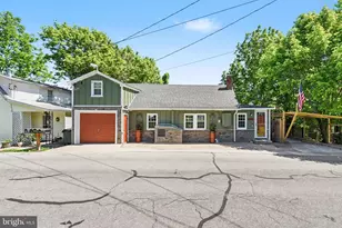 1709 Sheepford Rd, Mechanicsburg, PA 17055 - Photo 2
