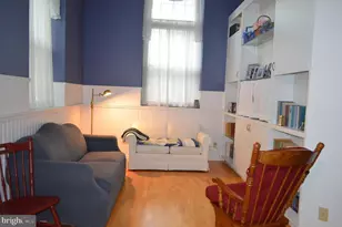 133 W Locust St, Mechanicsburg, PA 17055 - Photo 6