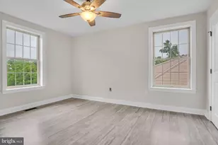 24 Crest View, Carlisle, PA 17013 - Photo 16