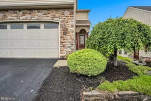 24 Crest View, Carlisle, PA 17013 - Photo 2