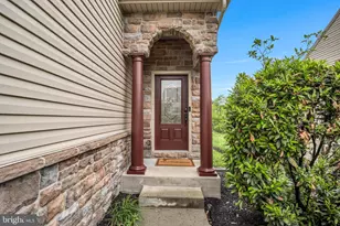 24 Crest View, Carlisle, PA 17013 - Photo 4