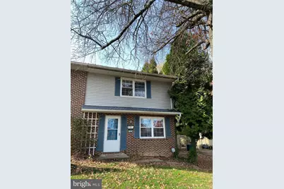 349 W Ridge Street, Carlisle, PA 17013 - Photo 2