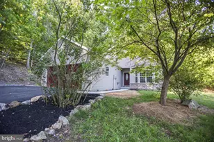 12Rr Mountain St, Mount Holly Springs, PA 17065 - Photo 2