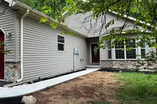 12Rr Mountain St, Mount Holly Springs, PA 17065 - Photo 1