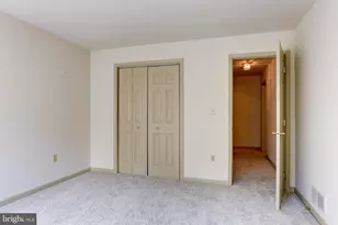 5225 Cobblestone Dr, Mechanicsburg, PA 17055 - Photo 12