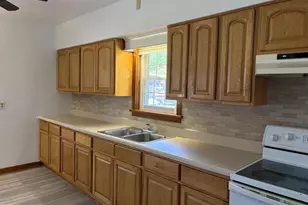 1001 S York St, Mechanicsburg, PA 17055 - Photo 10
