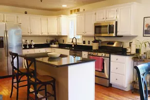 113 Woodview Dr, Mount Holly Springs, PA 17065 - Photo 6