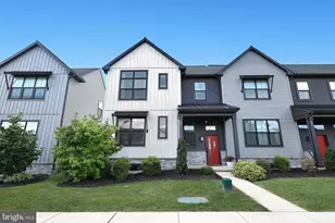 209 Estate Dr, Mechanicsburg, PA 17055 - Photo 2
