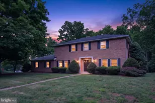 300 Acre Dr, Carlisle, PA 17013 - Photo 2
