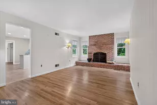 300 Acre Dr, Carlisle, PA 17013 - Photo 6