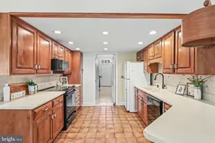 210 Allendale Rd, Mechanicsburg, PA 17055 - Photo 4