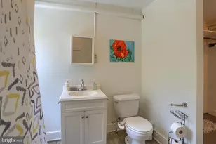 221 S Pitt St, Carlisle, PA 17013 - Photo 14