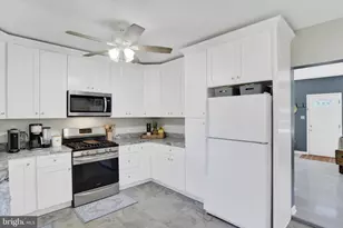 226 S High St, Mechanicsburg, PA 17055 - Photo 8