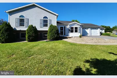 43 Wheatfield Drive, Carlisle, PA 17015 - Photo 2