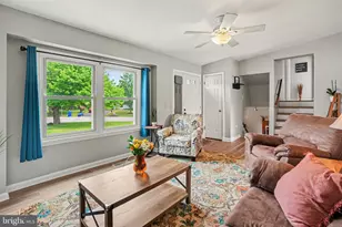 43 Wheatfield Dr, Carlisle, PA 17015 - Photo 6