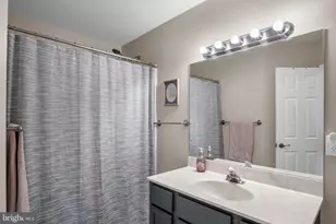 1490 Maplewood Dr, New Cumberland, PA 17070 - Photo 14