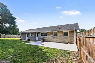 211 Fern Ave, Carlisle, PA 17013 - Photo 32