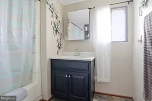 82 Malibu Blvd, Carlisle, PA 17015 - Photo 18