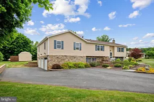 1861 W Lisburn Road W, Carlisle, PA 17015 - Photo 1