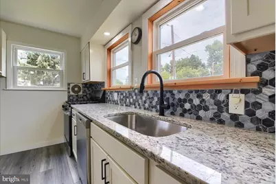 916 Market Street, New Cumberland, PA 17070 - Photo 8