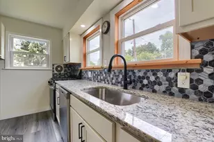 916 Market St, New Cumberland, PA 17070 - Photo 8