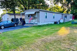 124 Shippensburg Mobile Estate, Shippensburg, PA 17257 - Photo 1