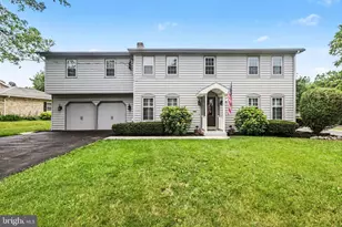 1000 Dale Pl, Carlisle, PA 17013 - Photo 1