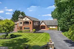 85 Greenwood Cir, Wormleysburg, PA 17043 - Photo 1