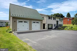 108 Willow Dr, Shippensburg, PA 17257 - Photo 8