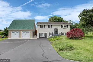 108 Willow Dr, Shippensburg, PA 17257 - Photo 1
