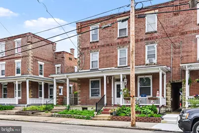 310 E North Street, Carlisle, PA 17013 - Photo 2