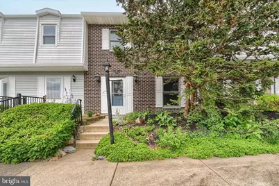 69 Drexel Place, New Cumberland, PA 17070 - Photo 1