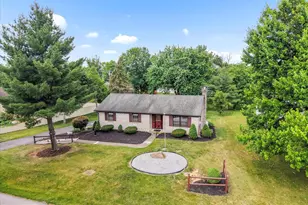 1 Pamela Dr, Mechanicsburg, PA 17050 - Photo 1