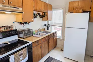228 S West St, Carlisle, PA 17013 - Photo 8