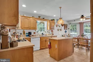 7 Larch Ln, Enola, PA 17025 - Photo 10