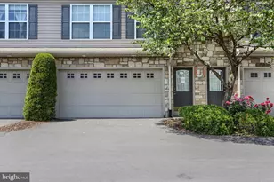 6347 Mercury Dr, Mechanicsburg, PA 17050 - Photo 4