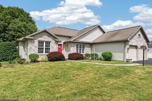 2160 Merrimac Ave, Mechanicsburg, PA 17055 - Photo 2