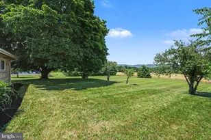 303 Airport Dr, Carlisle, PA 17013 - Photo 30