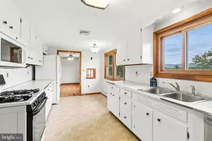 303 Airport Dr, Carlisle, PA 17013 - Photo 12