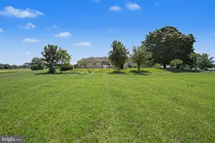 303 Airport Dr, Carlisle, PA 17013 - Photo 34