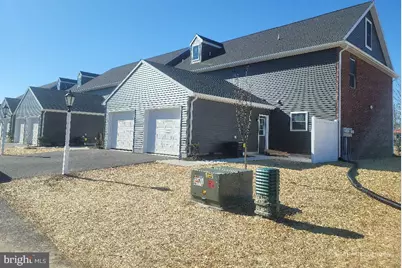 2 Skip Ln, Carlisle, PA 17013 - Photo 2